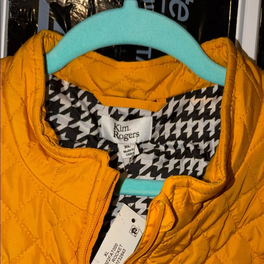 Kim Rogers Mustard Quilted Vest - Picture 5 of 6